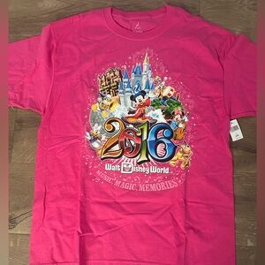 2016 Disney world cotton tshirt new with tags.
